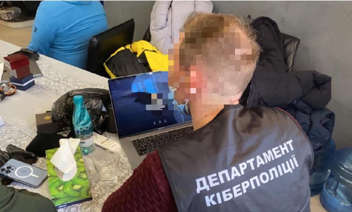 Правоохранители разоблачили мошенников, которые обманули граждан ЕС на 18 миллионов Правоохранители разоблачили мошенников, которые обманули граждан ЕС на 18 миллионов