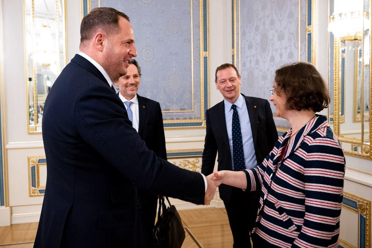 Ермак встретился в Киеве с советниками Шольца и Макрона Ермак встретился в Киеве с советниками Шольца и Макрона