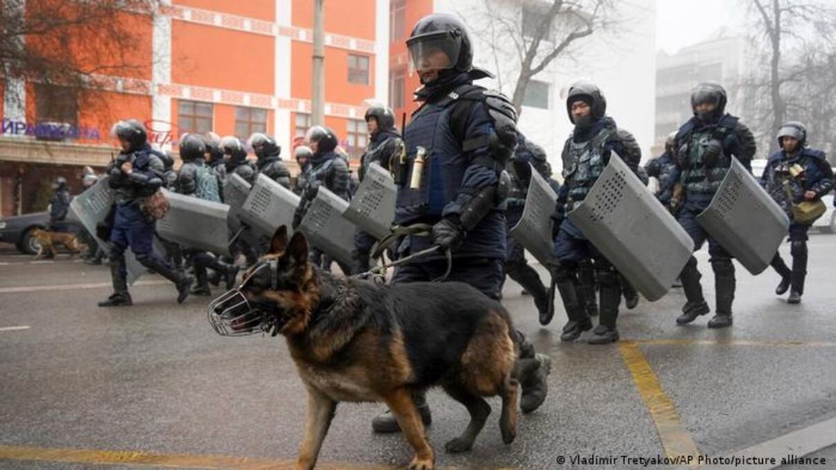 Начальник департаменту поліції у Казахстані, що вчинив суїцид, наказав не стріляти по мітингарях - 24 Канал