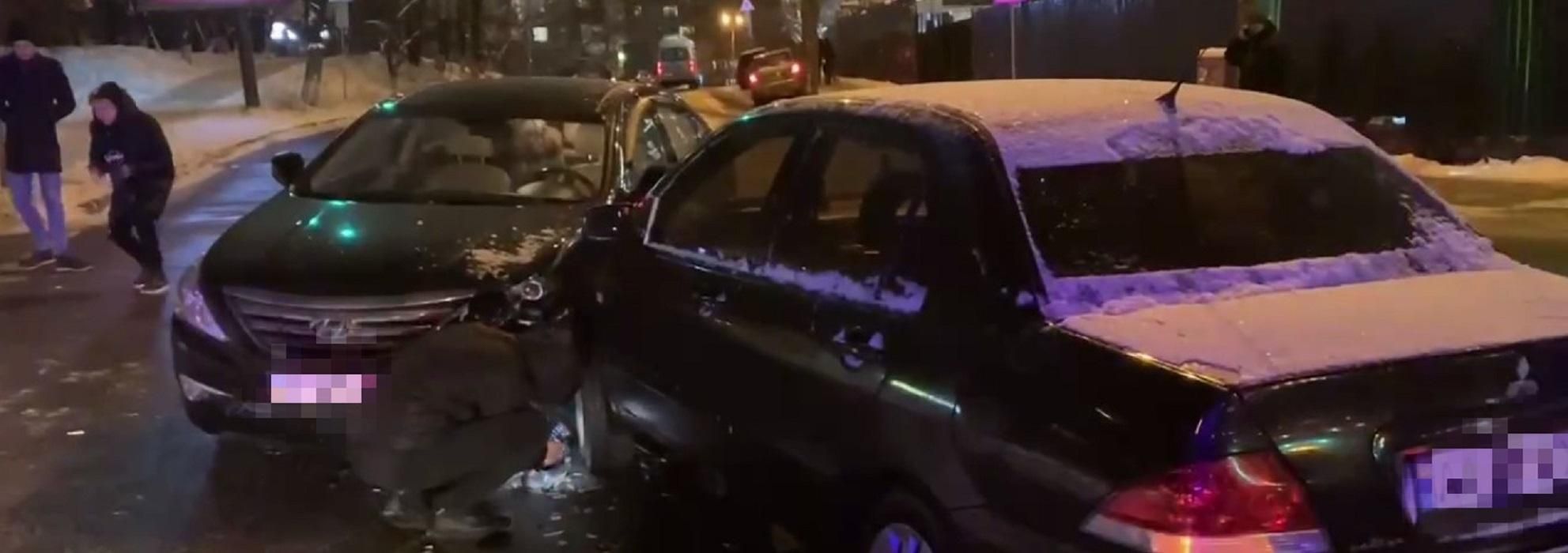 У крові було 2 проміле алкоголю: на Печерську п'яний водій влаштував потрійну аварію - Новини Києва сьогодні - Київ У крові було 2 проміле алкоголю: на Печерську п'яний водій влаштував потрійну аварію - Новини Києва сьогодні - Київ