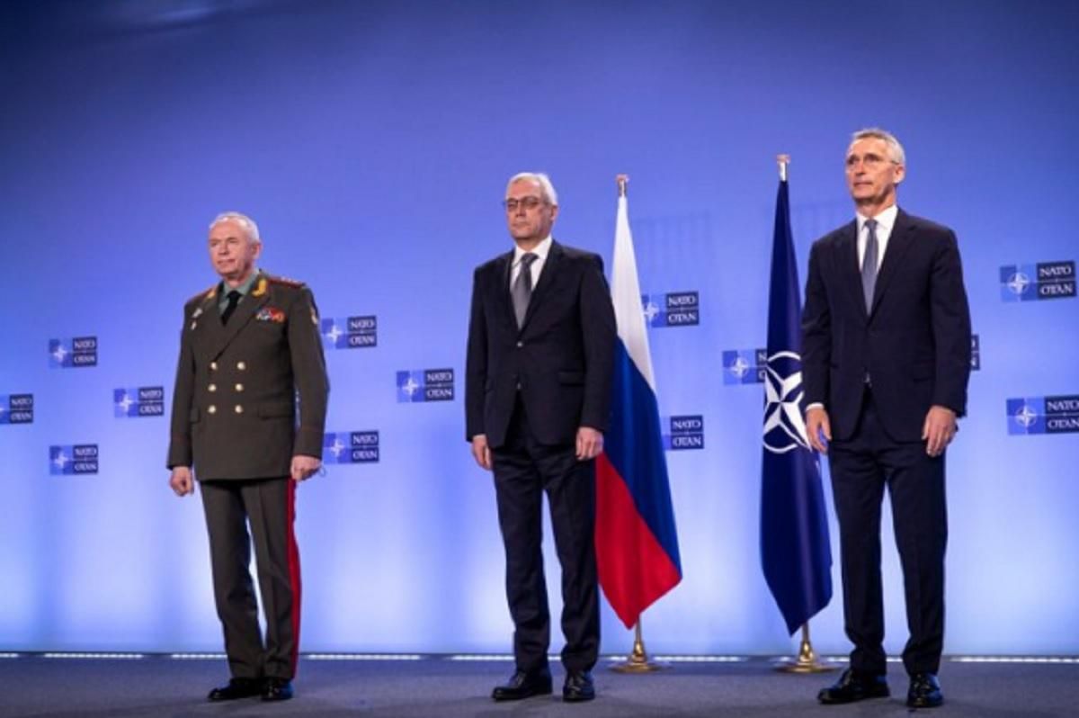 В центре внимания – Украина: в Брюсселе начались переговоры России и НАТО