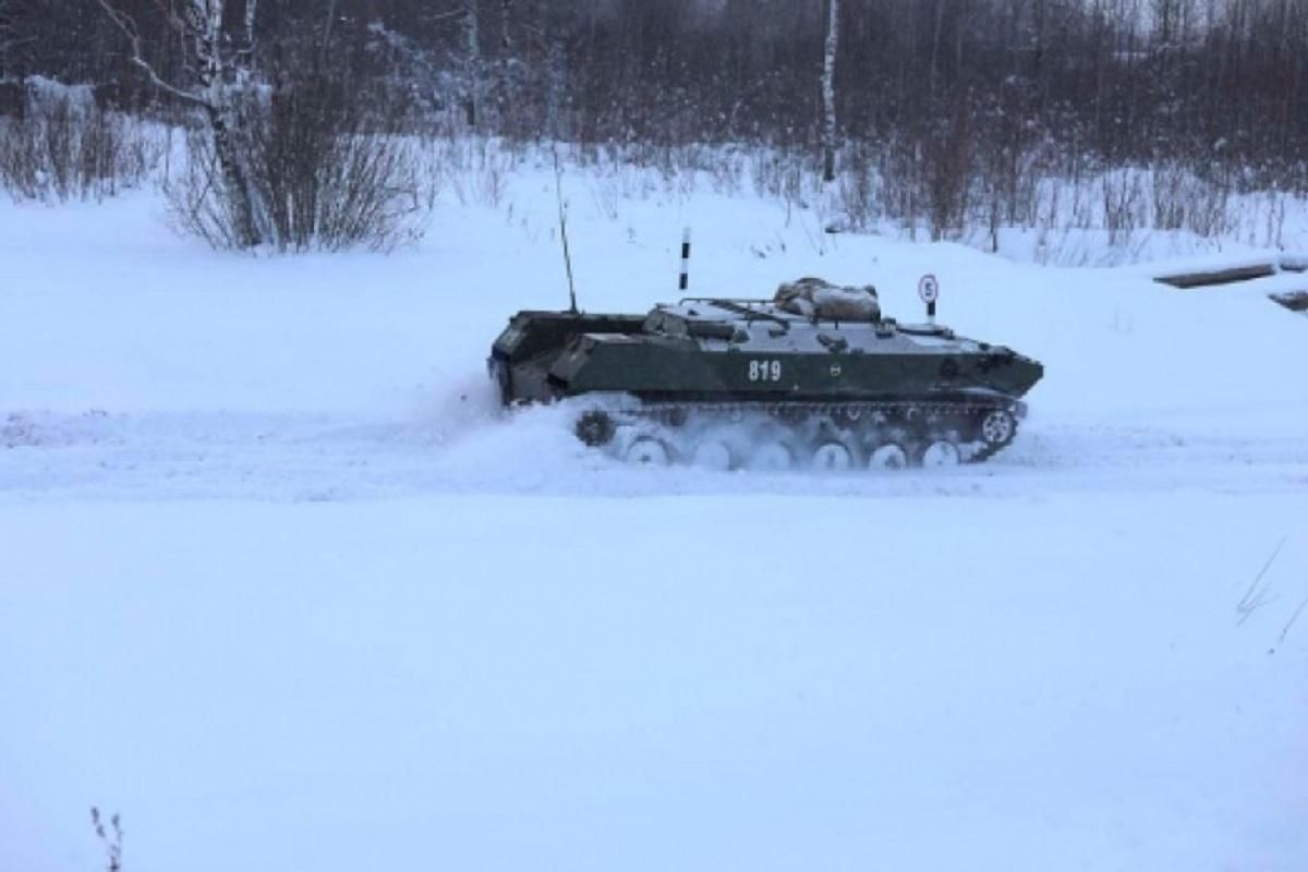 Російські військові на окупованих територіях відпрацьовують "нові способи тактичних дій" - 24 Канал Російські військові на окупованих територіях відпрацьовують "нові способи тактичних дій" - 24 Канал