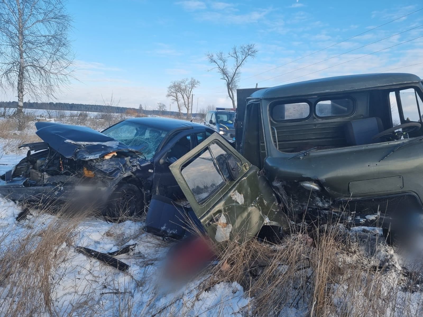 Під Києвом у лобовій смертельній автотрощі загинув чоловік - Київ