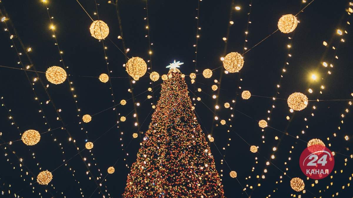 Свята скінчилися: у Folk Ukraine розповіли, коли приберуть ялинку на Софійській - Новини Києва - Київ Свята скінчилися: у Folk Ukraine розповіли, коли приберуть ялинку на Софійській - Новини Києва - Київ