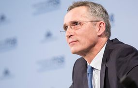 НАТО и Россия обсудили "гарантии безопасности": Столтенберг подвел первые итоги