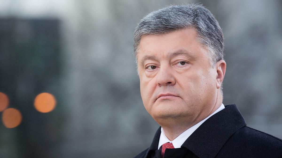 Адвокаты Порошенко просят о судебном заседании в день его возвращения