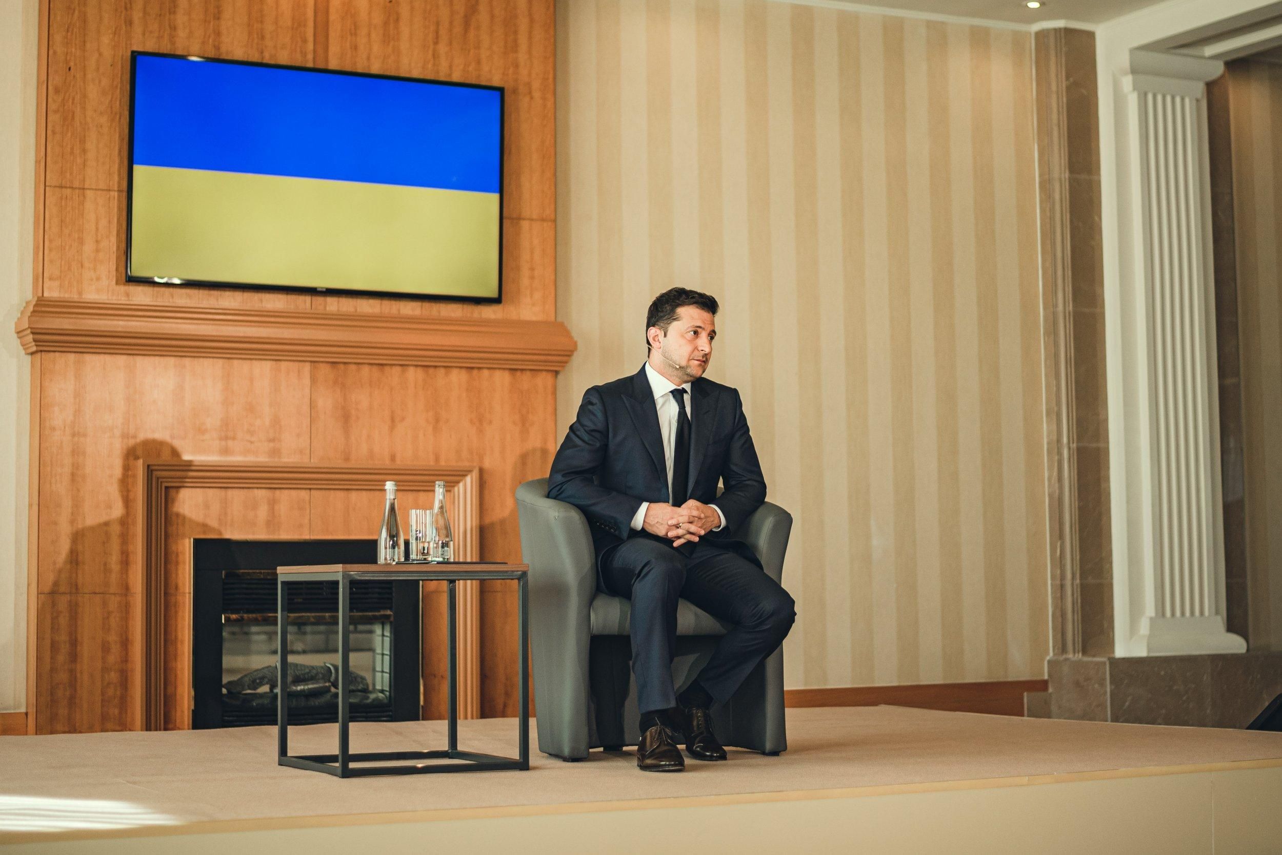 Зеленський хоче, аби обмеження для олігархів з України діяли й за кордоном - Термінові новини - 24 Канал