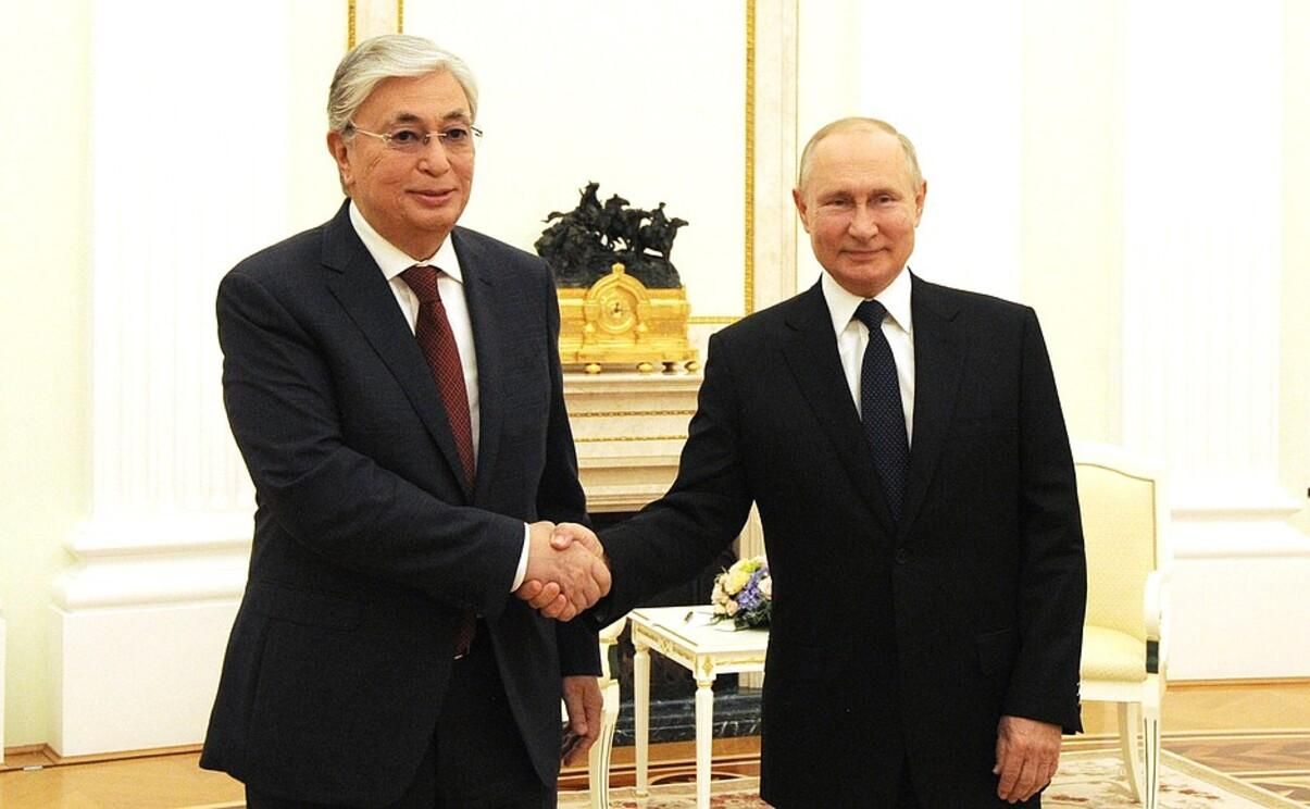 Путин и Токаев обсудили работу "миротворцев" ОДКБ