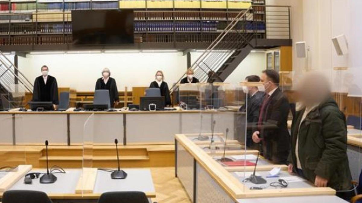 Довічне: у Німеччині суд виніс історичний вирок у справі про катування сирійським режимом - 24 Канал