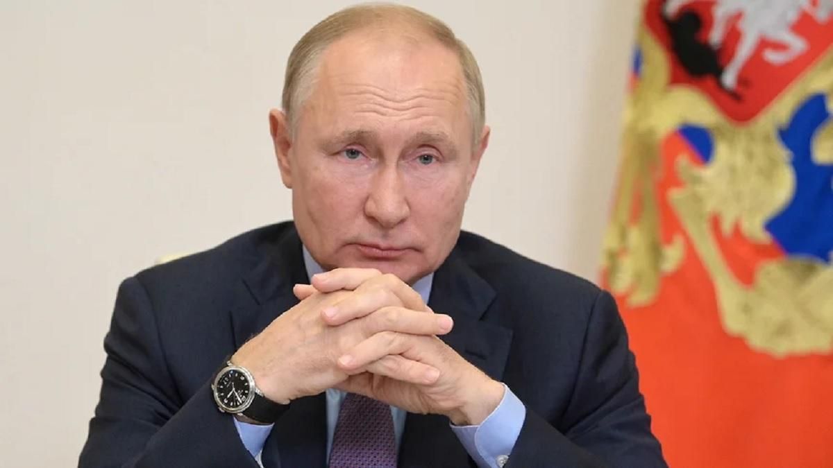 "На случай ухудшения ситуации по Украине": Путину предлагают военные варианты