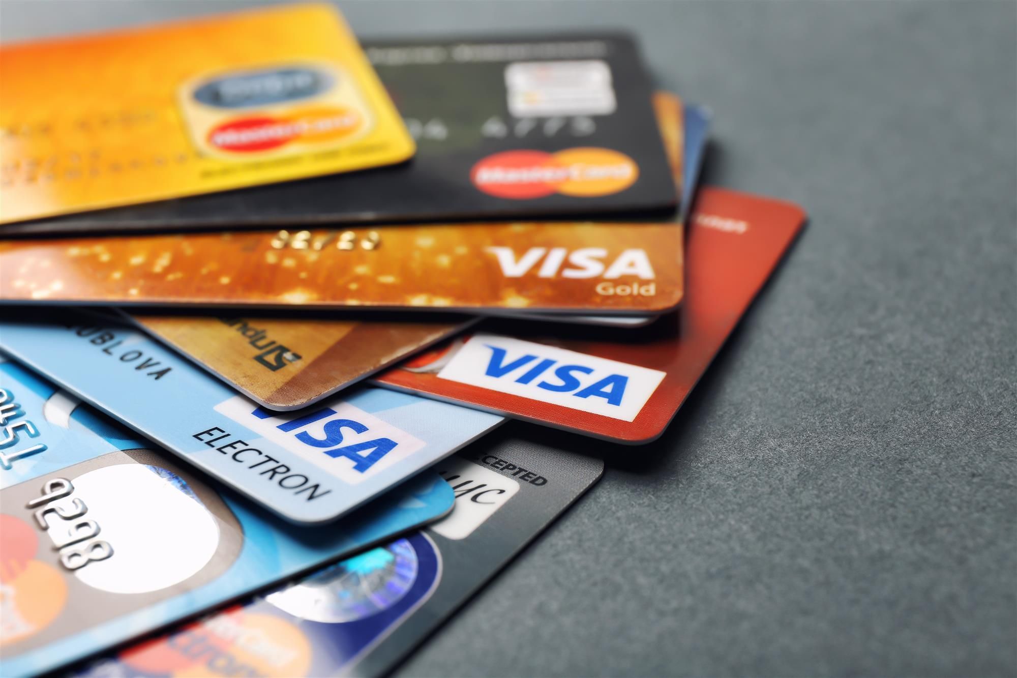 Банки можуть блокувати картки своїх клієнтів: у чому причина - 24 Канал