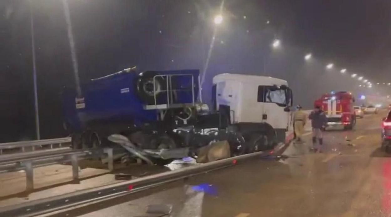 Масштабна автотроща в окупованому Криму: зіткнулись понад десять автівок - Крим новини - 24 Канал