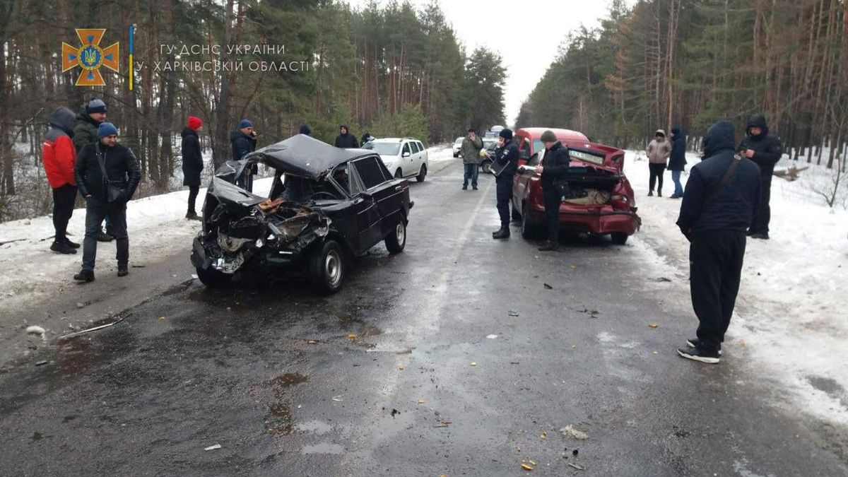 В жуткую аварию в Харьковской области попали 5 авто: пострадал 6-летний ребенок