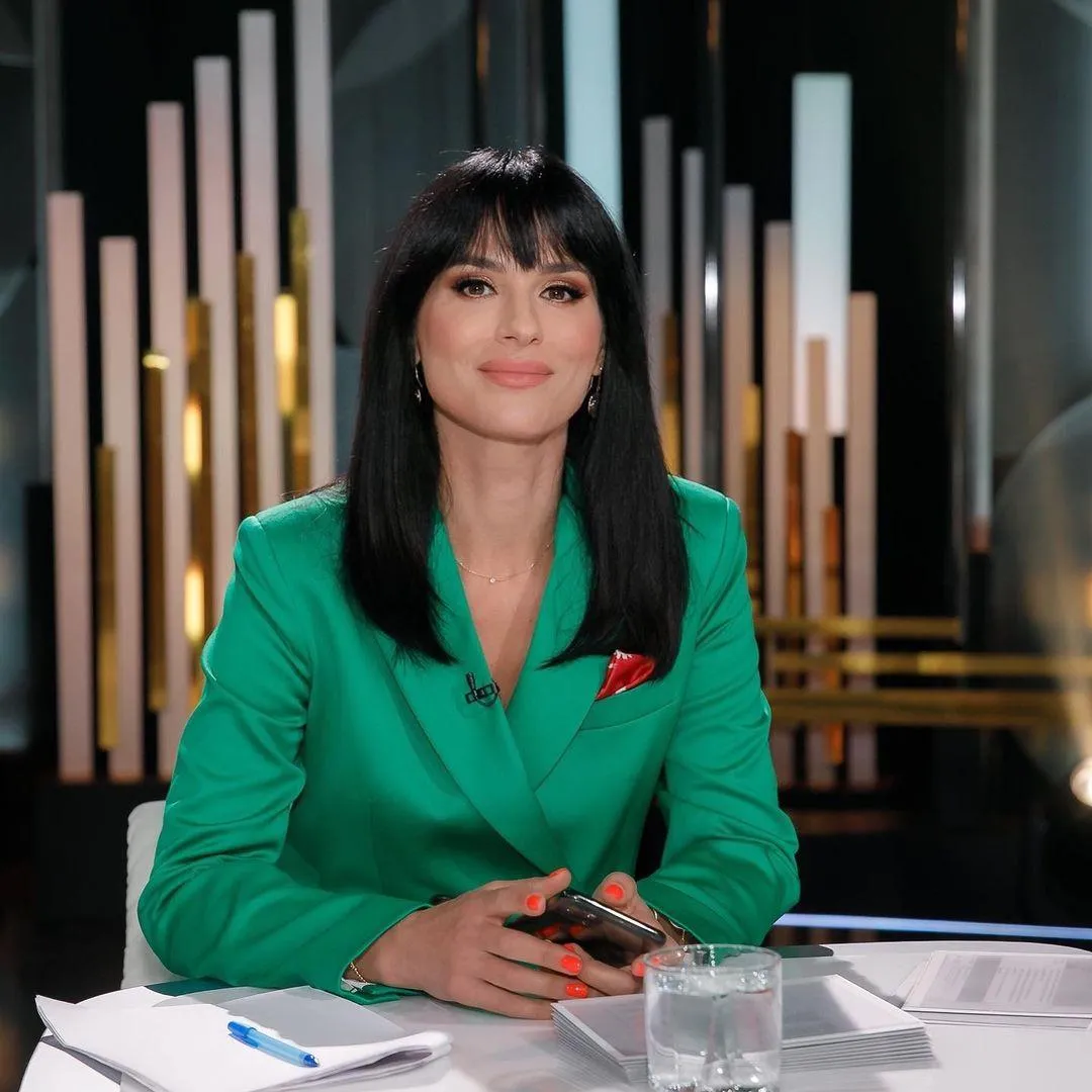 Маша Єфросиніна Маша Єфросиніна