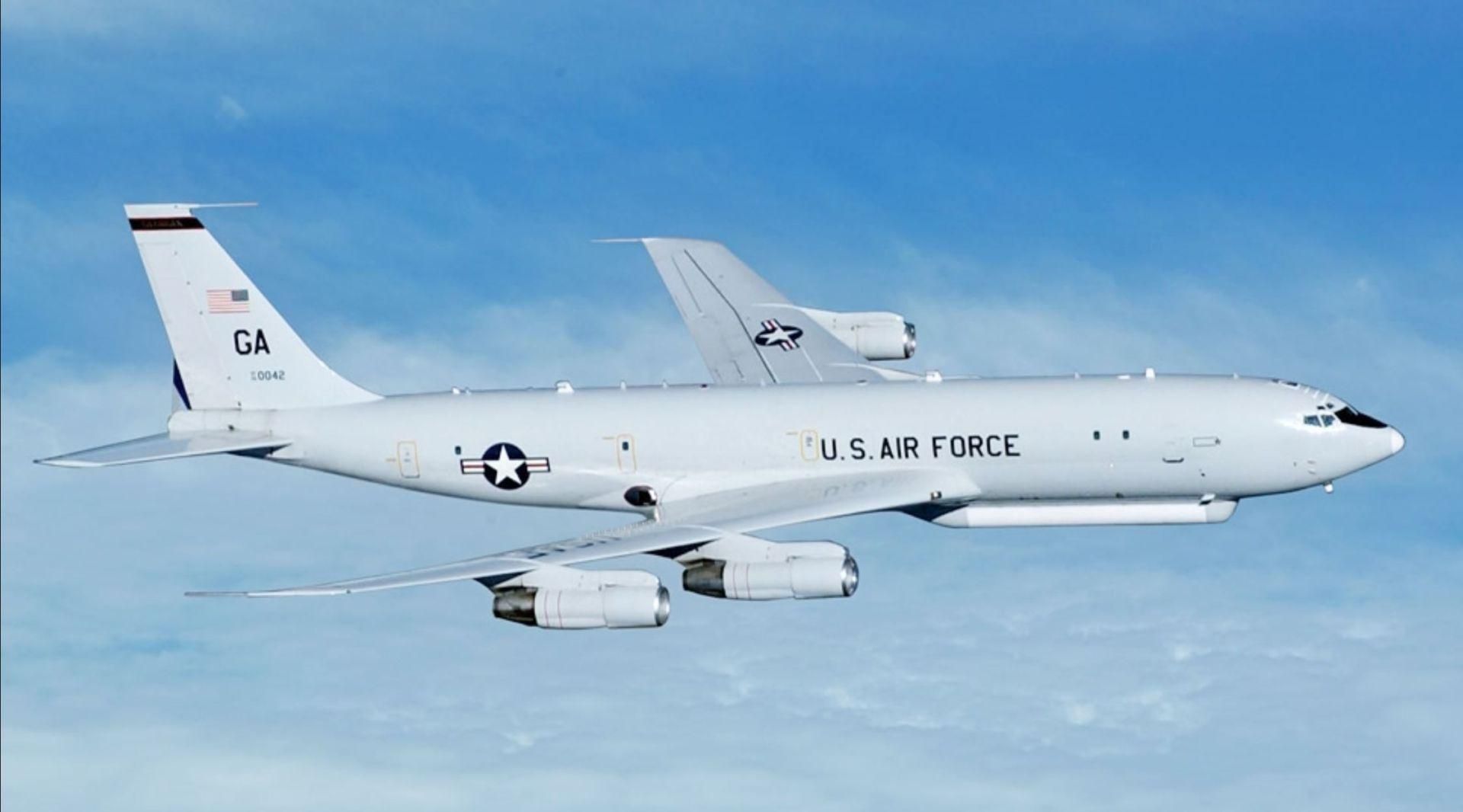 Над Киевом пролетел самолет боевого управления ВВС США, – Flightradar Над Киевом пролетел самолет боевого управления ВВС США, – Flightradar