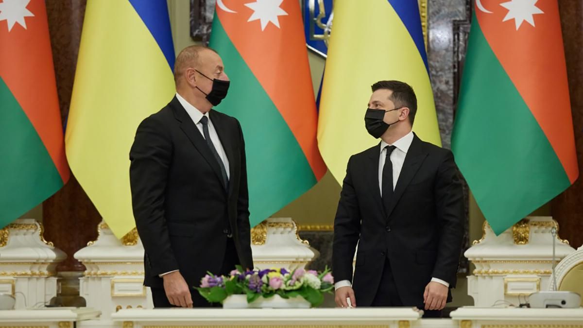 Зеленский и Алиев провели встречу в Киеве и подписали ряд договоров