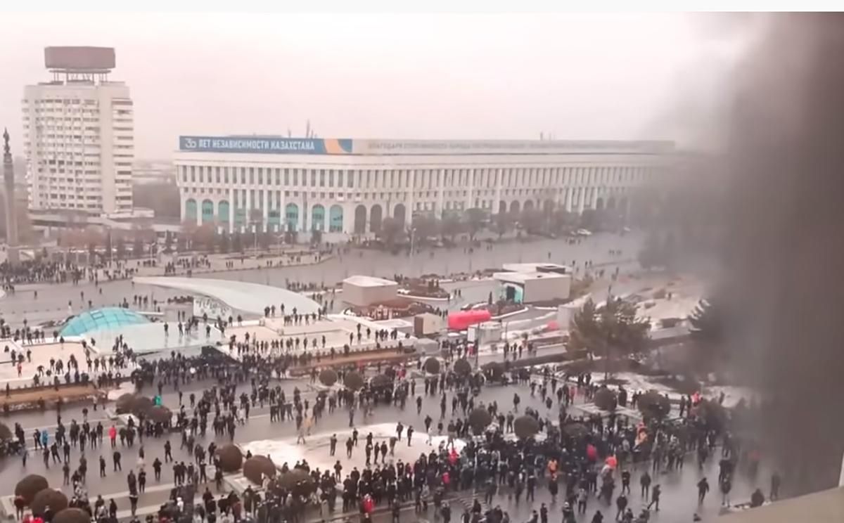 В Казахстане пропавшего на протестах мужчину нашли застреленным в наручниках