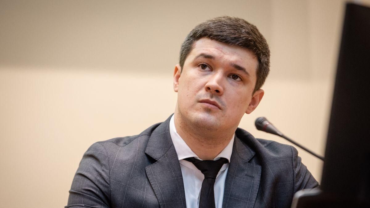 Скільки заробив очільник Мінцифри Федоров: зарплата помісячно - Україна новини - 24 Канал Скільки заробив очільник Мінцифри Федоров: зарплата помісячно - Україна новини - 24 Канал