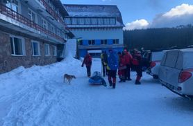 Трагедия на Говерле: спасатели добрались до травмированных туристов из Одесской области