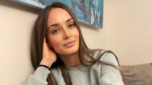 Ксенія Мішина приїхала в рідний Крим і показала будинок, в якому жила: відео