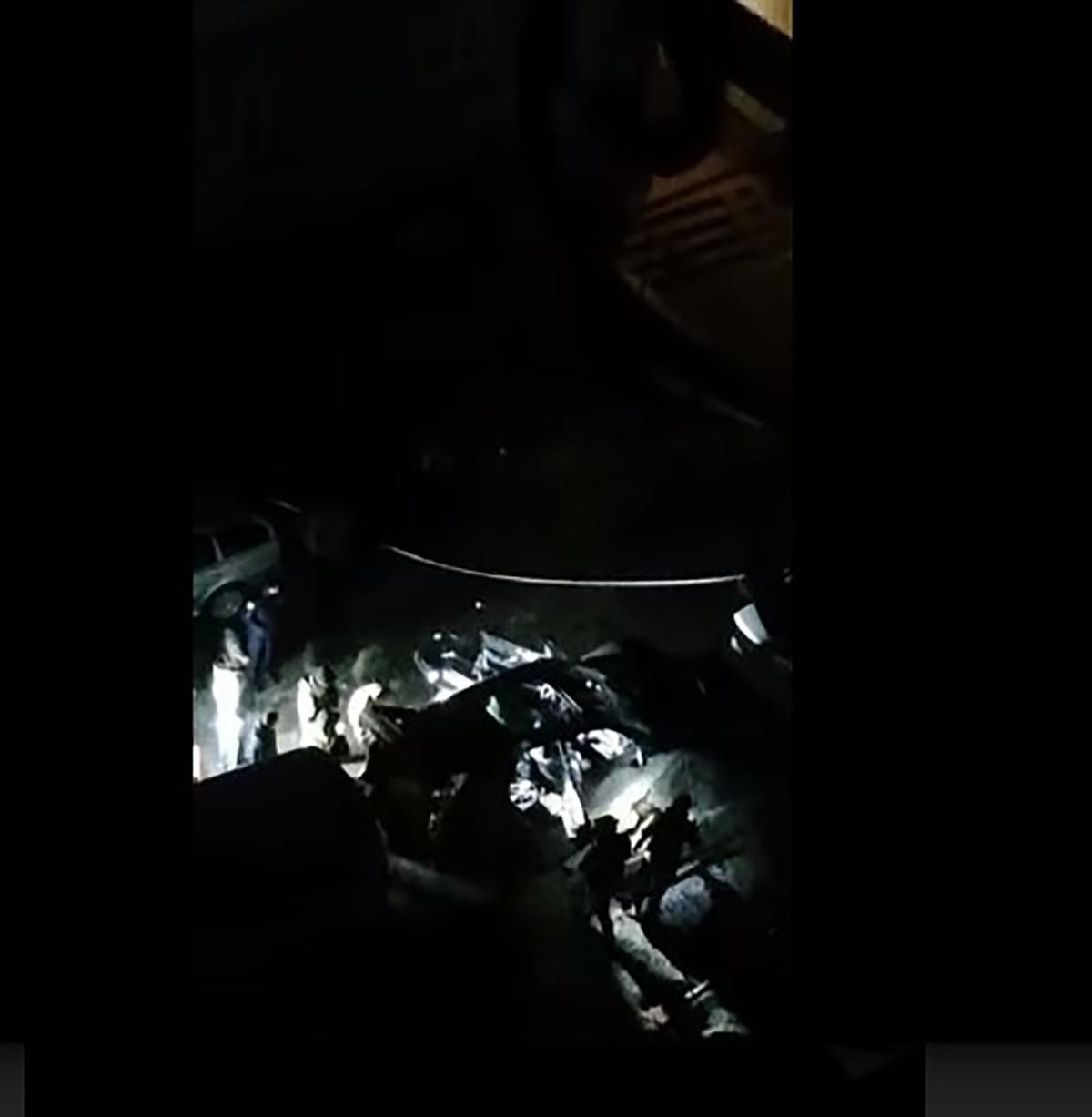 На Прикарпатье взорвали автомобиль: мужчина остался без руки