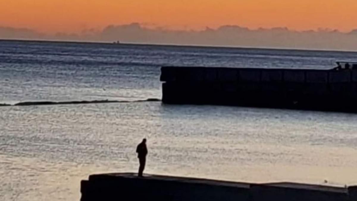 Чорне море відійшло від берега в Одесі – вражаючі фото - Україна новини - Одеса Чорне море відійшло від берега в Одесі – вражаючі фото - Україна новини - Одеса