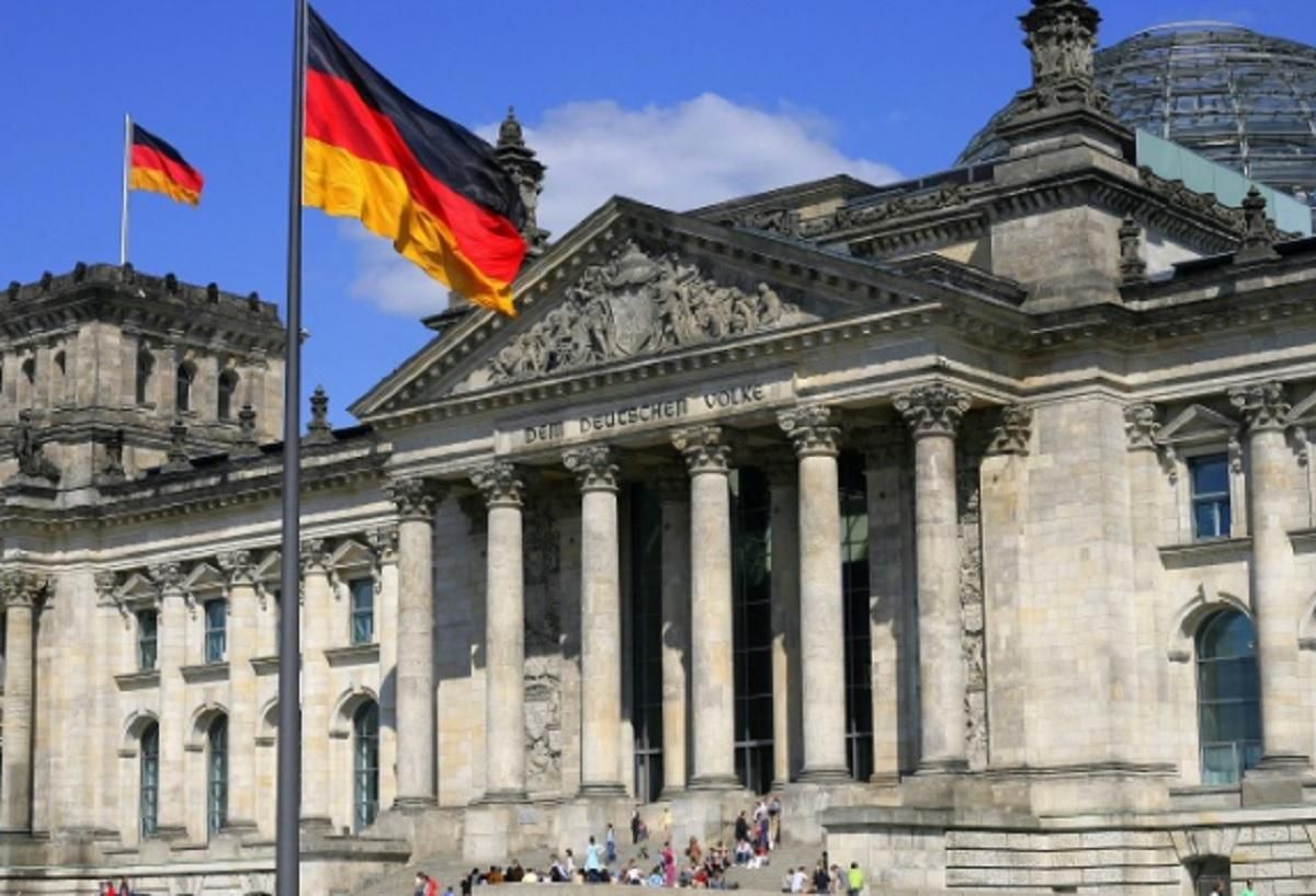 У Німеччині експерти закликають уряд радикально змінити політику щодо Росії - 24 Канал У Німеччині експерти закликають уряд радикально змінити політику щодо Росії - 24 Канал