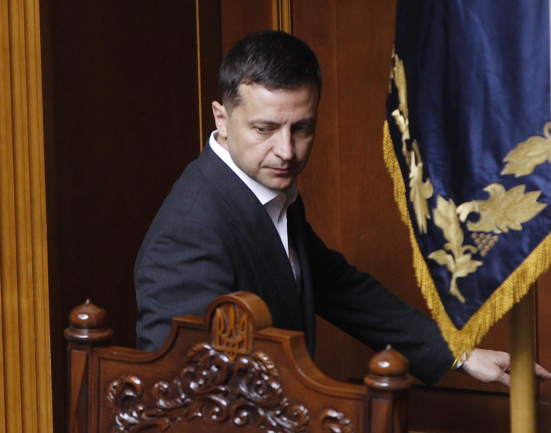 Зеленського просять ініціювати санкції проти проросійського каналу "НАШ" - 24 Канал Зеленського просять ініціювати санкції проти проросійського каналу "НАШ" - 24 Канал