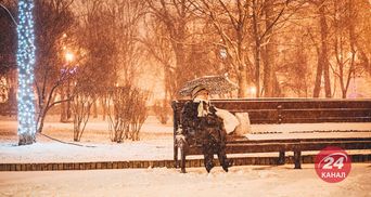 Сніг, штормовий вітер та похолодання: українців попередили про негоду
