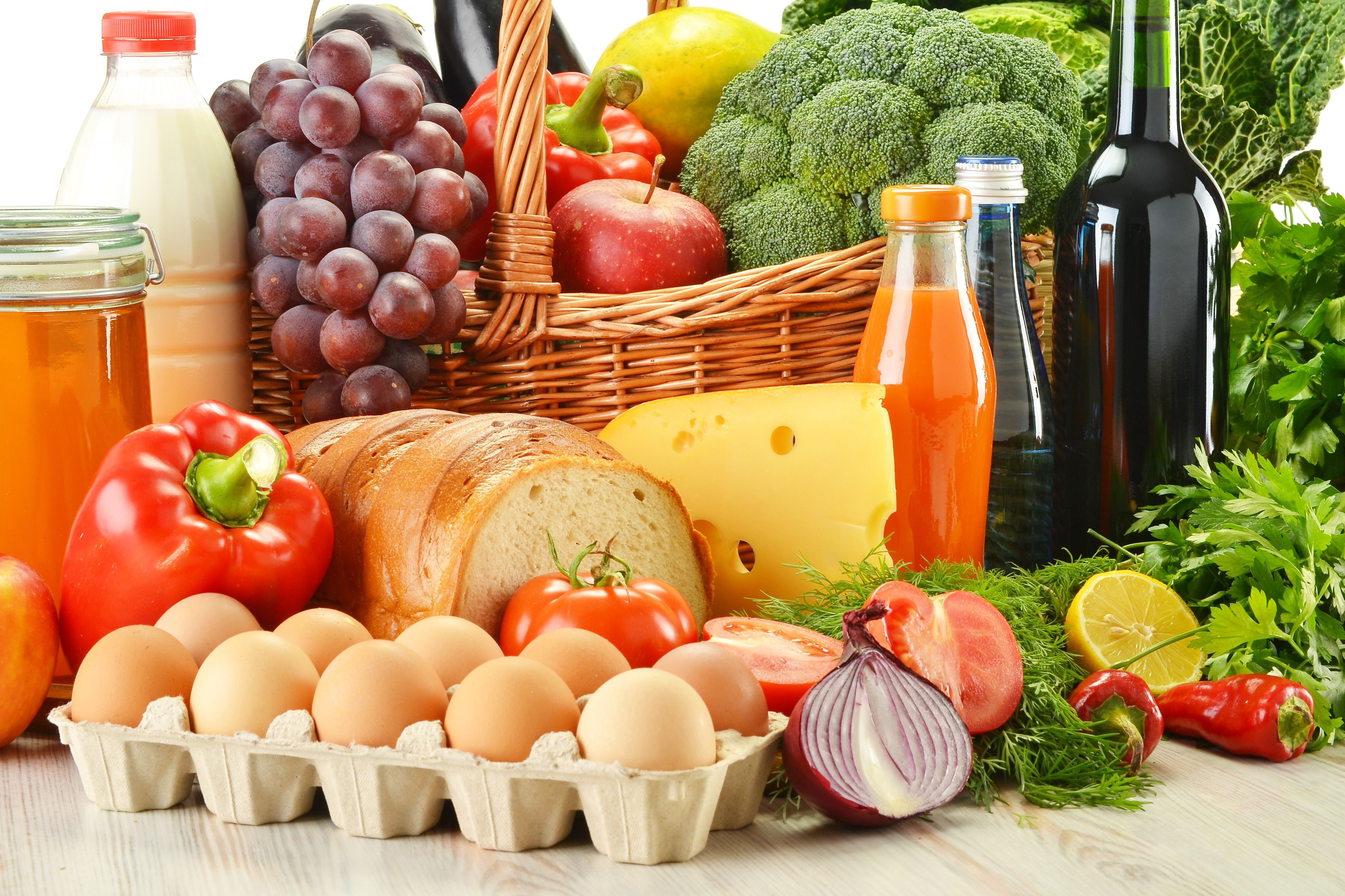 Уряд Польщі зменшить ціни на продукти: коли чекати змін