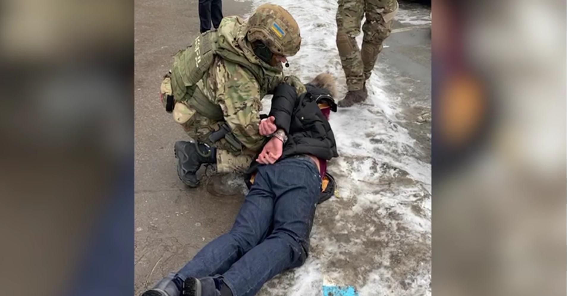 В центре Харькова силовики поймали криминального авторитета: эпическое видео задержания