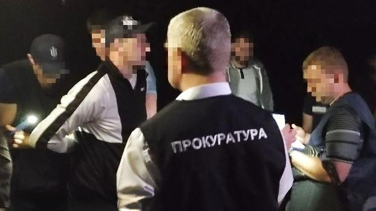 Полицейского из Харькова будут судить за продажу наркотиков: задержали на горячем