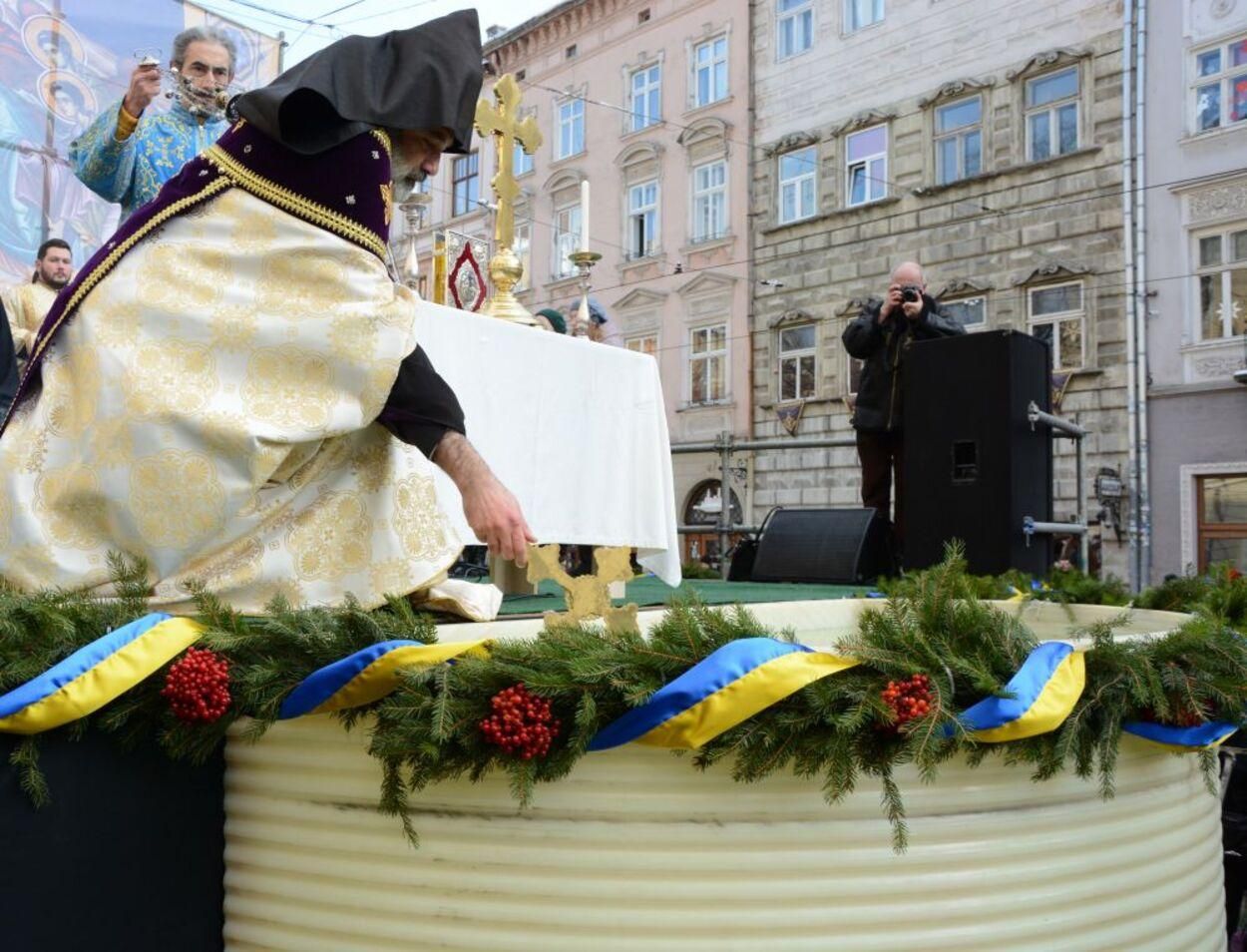 У Львові скасували загальноміське освячення води через COVID-19 - Новини Львова - Львів