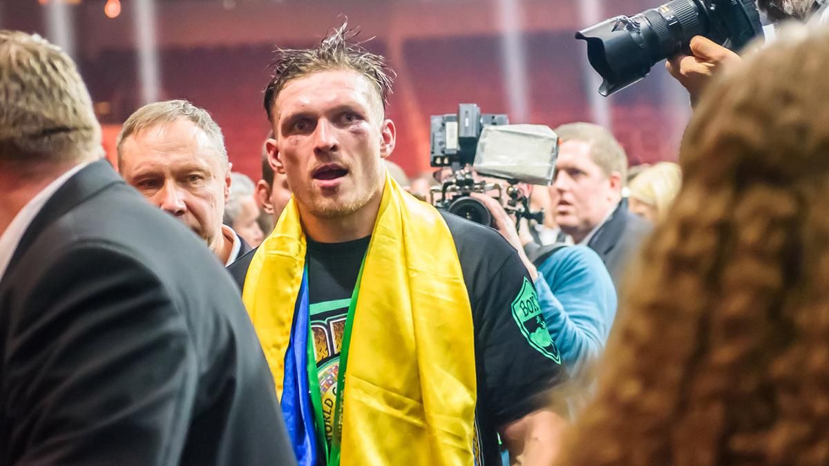 Мені б сказали поверни 10 мільйонів, – Усик розповів, чому не відмовився від бою у Москві