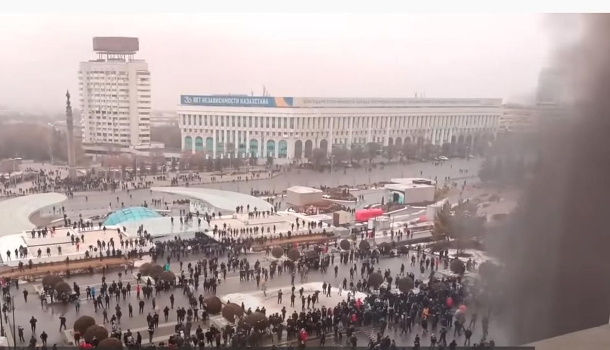 В Казахстане отменяют режим чрезвычайного положения В Казахстане отменяют режим чрезвычайного положения