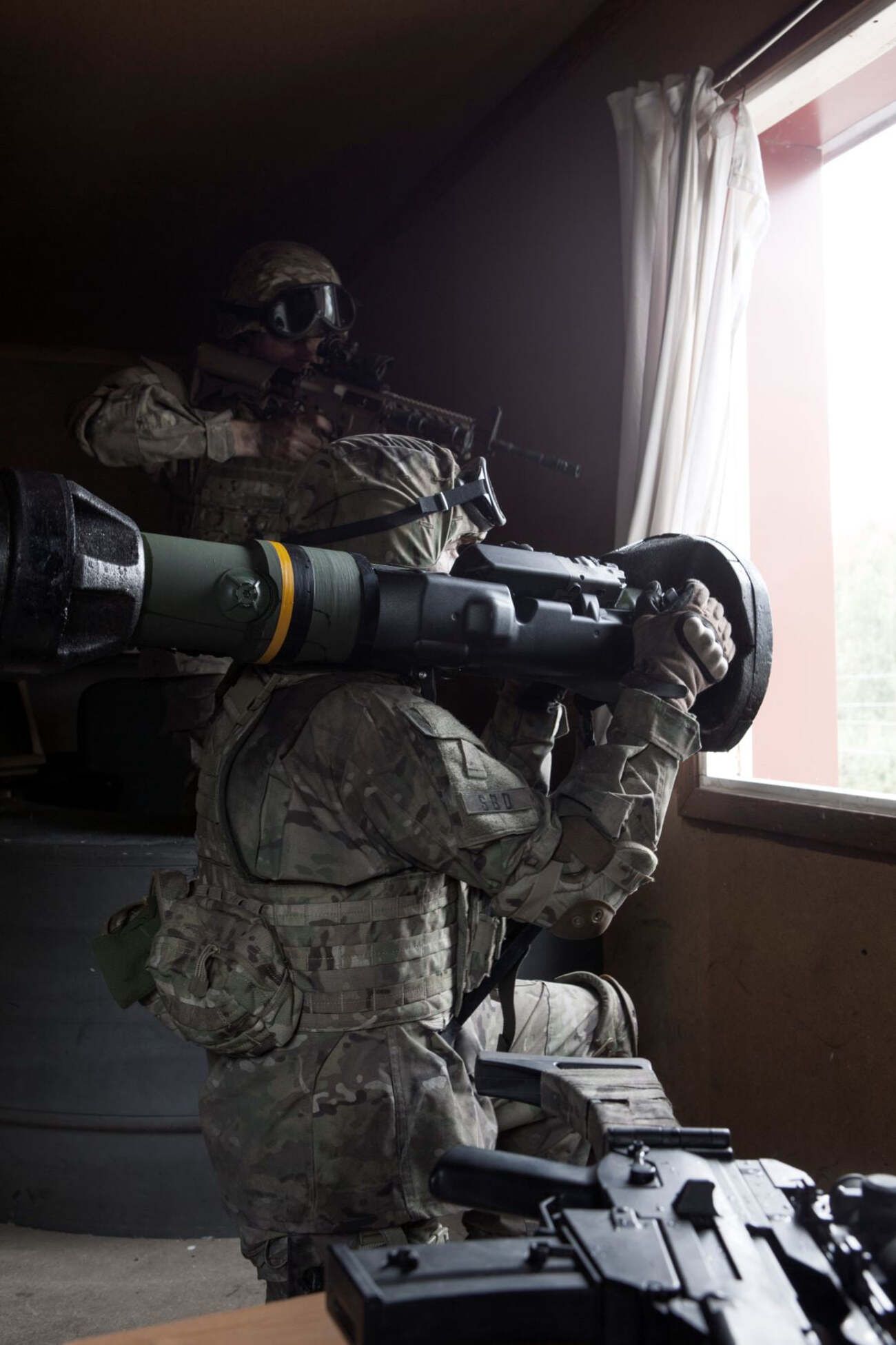 "Javelin" для боя в городе: Великобритания передала Украине лучшие гранатометы NLAW, – Бутусов "Javelin" для боя в городе: Великобритания передала Украине лучшие гранатометы NLAW, – Бутусов