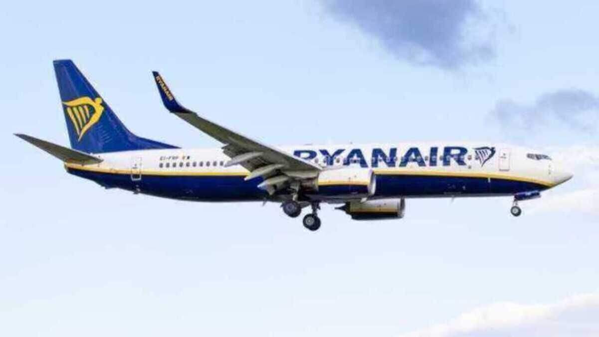 Ryanair запускає 13 нових маршрутів з України: куди літатиме