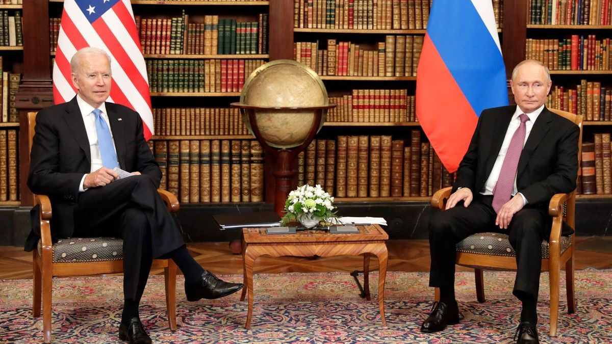 У Кремлі натякнули на ймовірність нового контакту Байдена і Путіна - Україна новини - 24 Канал