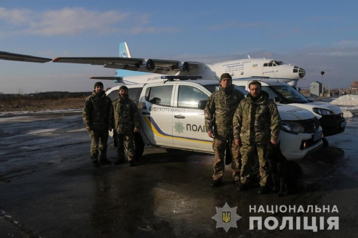 Спецназовцы провели мощные тактические учения на территории аэропорта "Антонов"