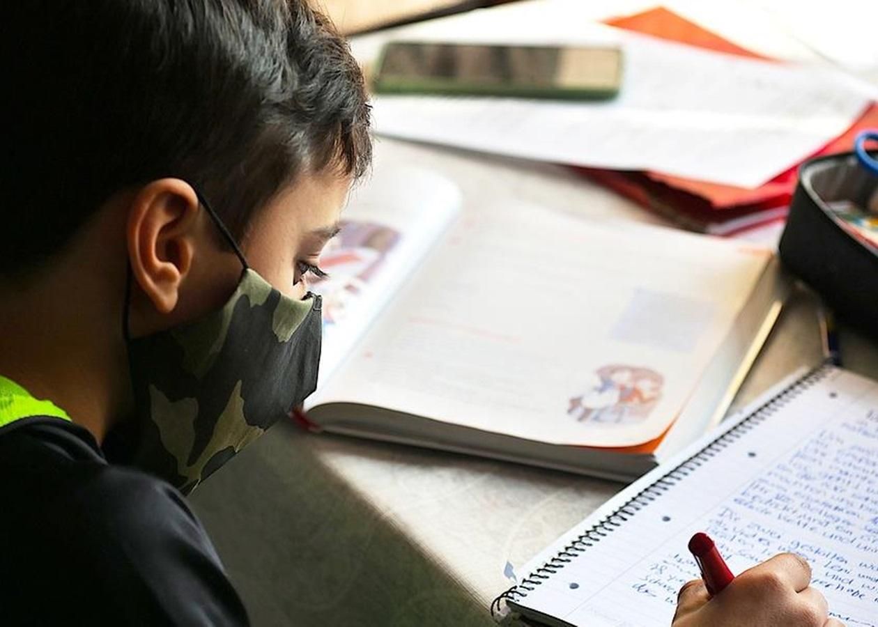 Ще одне місто відправляє учнів 5 – 11 класів на дистанційку - Новини Сум - Освіта Ще одне місто відправляє учнів 5 – 11 класів на дистанційку - Новини Сум - Освіта