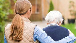 Скільки отримують домашні працівники в Італії у 2022 році