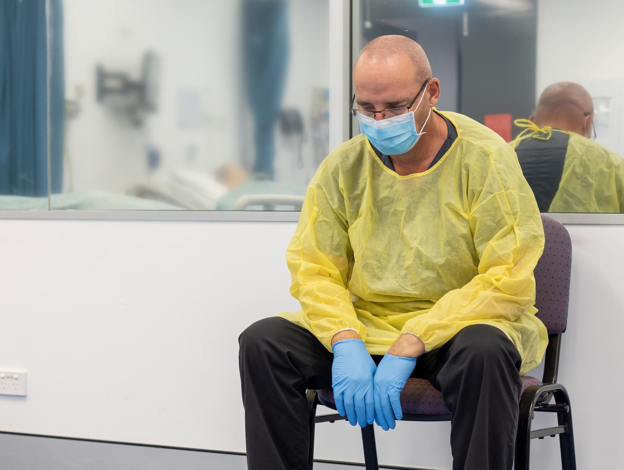 З кожним днем – все більше COVID-хворих за добу в Україні: майже 22,5 тисячі - Головні новини - 24 Канал З кожним днем – все більше COVID-хворих за добу в Україні: майже 22,5 тисячі - Головні новини - 24 Канал