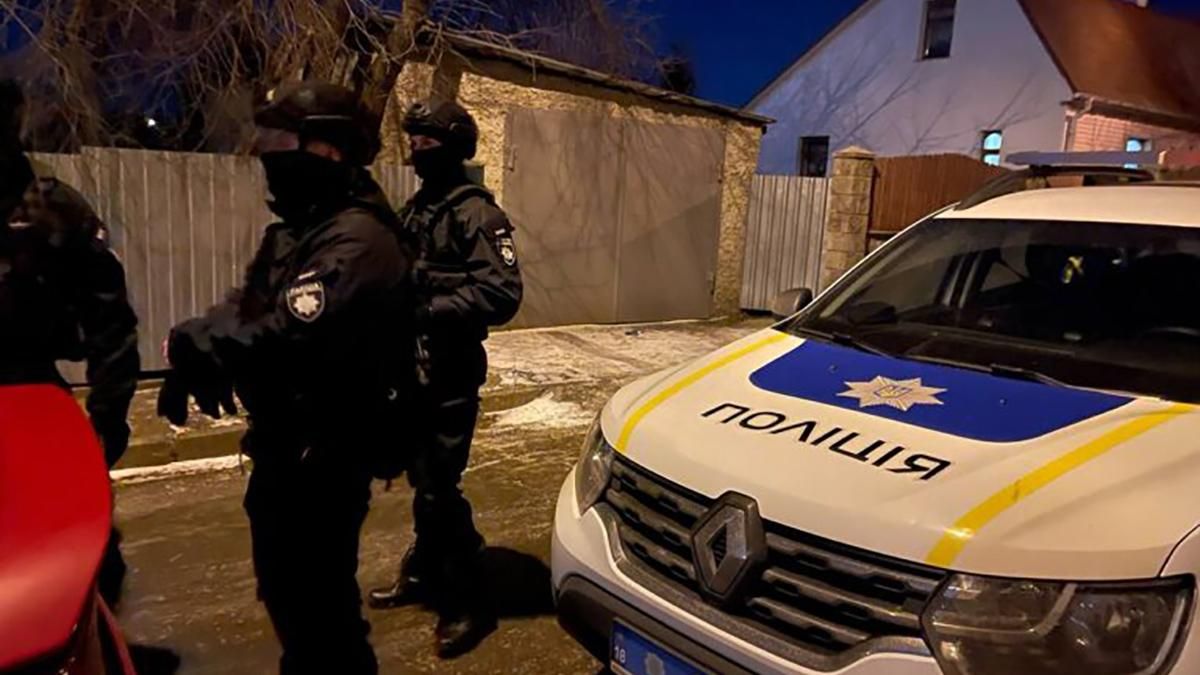 В Ровно полиция накрыла бордель и сорвала клиентам "развлечения"