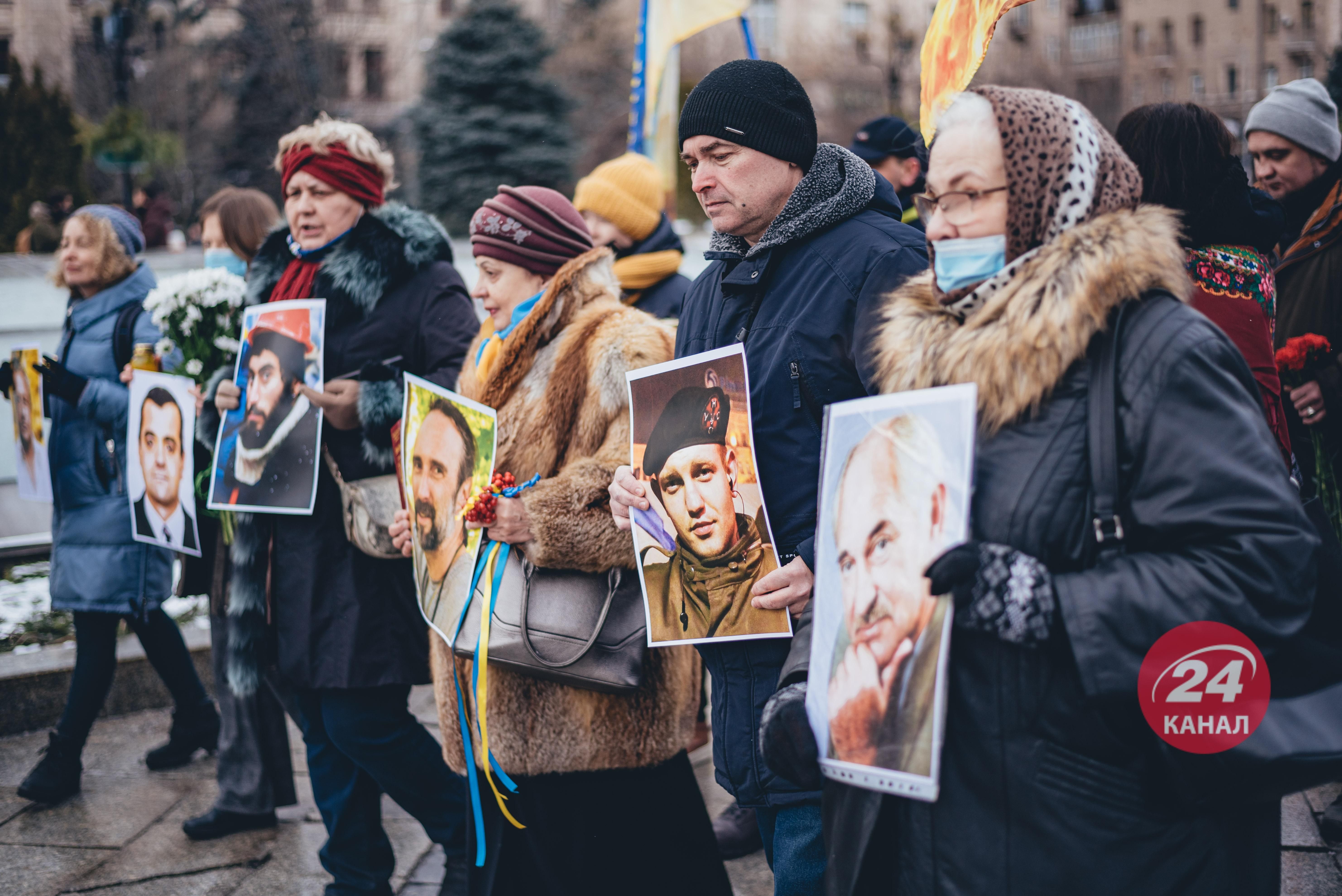 У Києві вшанували пам'ять перших загиблих Героїв Небесної Сотні: фоторепортаж 24 каналу - Новини Києва - Київ