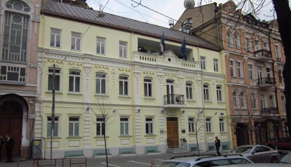 Естонське посольство в Україні не евакуюватимуть - 24 Канал