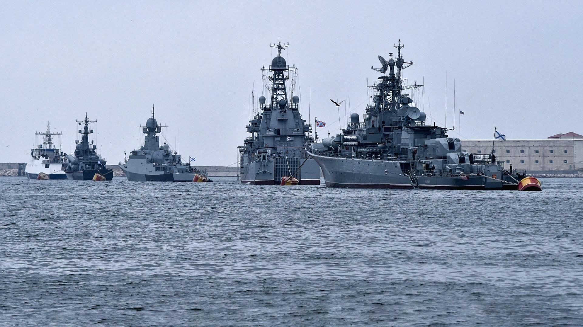 Россия ввела боевые корабли на учения в Балтийское море - novosti-rossii -  24 Канал