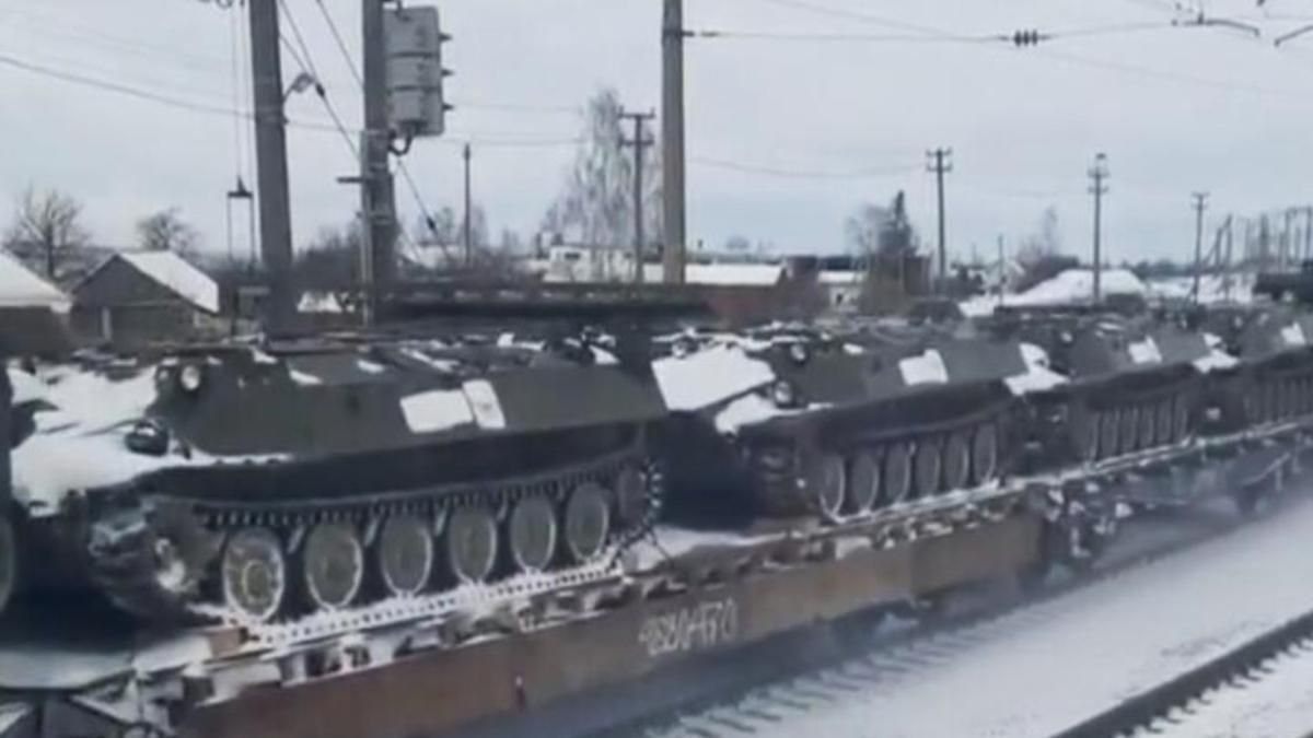 Танки, БМП, САУ, бронеавтомобілі: яка техніка прибула в Білорусь на "навчання" - новини Білорусь - 24 Канал Танки, БМП, САУ, бронеавтомобілі: яка техніка прибула в Білорусь на "навчання" - новини Білорусь - 24 Канал