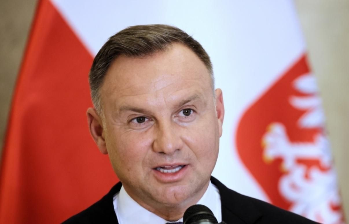 Через Україну: Дуда скликає Радбез, а Макрон дзвонитиме Путіну - 24 Канал Через Україну: Дуда скликає Радбез, а Макрон дзвонитиме Путіну - 24 Канал