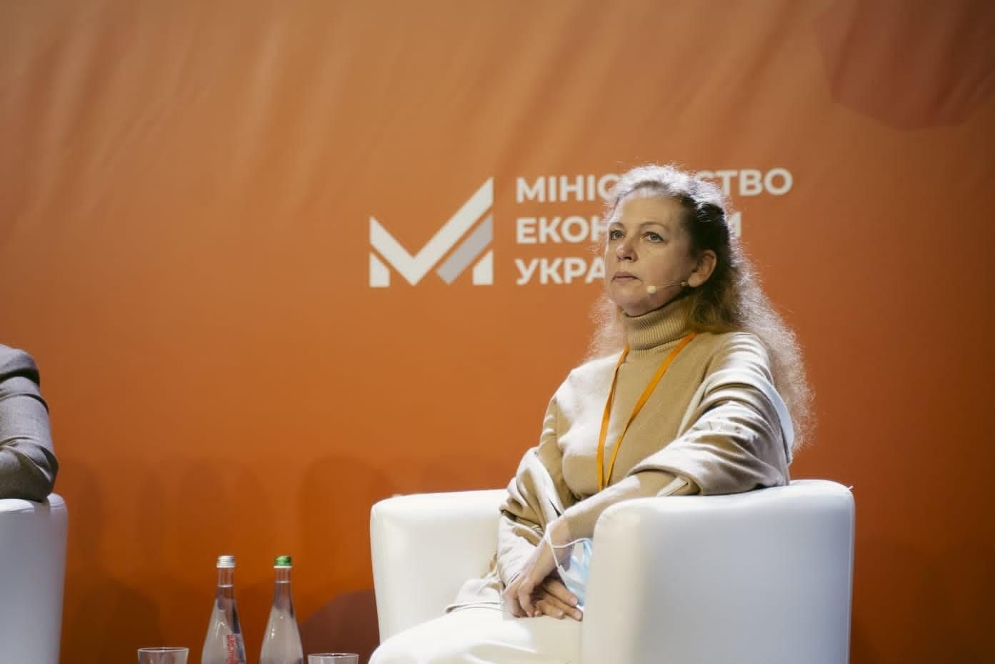 Яку зарплату отримують вчителі та директори шкіл у Києві: відповідь Фіданян - Новини Києва - Освіта Яку зарплату отримують вчителі та директори шкіл у Києві: відповідь Фіданян - Новини Києва - Освіта