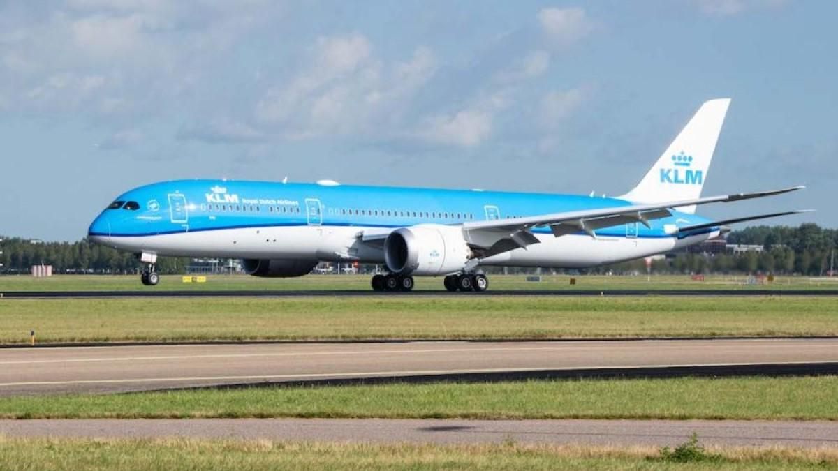 Экипажи KLM не будут ночевать в Киеве из-за "анализа рисков"